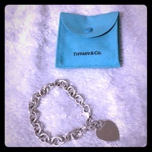 7.5” Tiff & Co. ❤️ Charm Bracelet